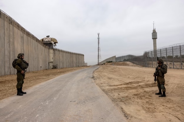 Gata wall